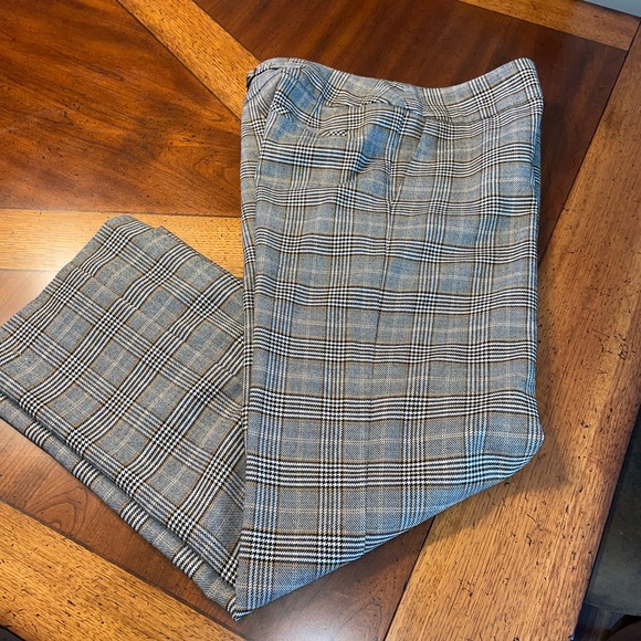 Talbots Plaid Wide Leg Stretch Trousers - Picture 1 of 9